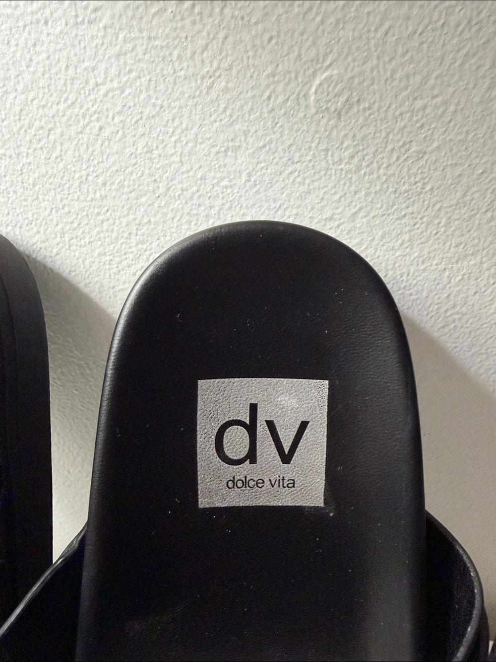 Subcategory Identification - Picture 4 of 11